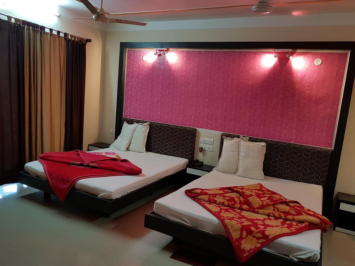 Swagatam International Tarapith Exterior foto